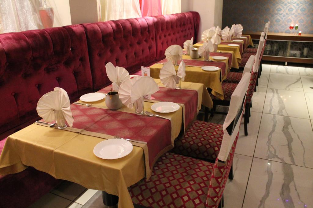 Hotel Rallentino Kota  Esterno foto